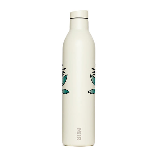 mother-s-day-2026-wine-bottle-o5 MiiR_Mothers_Day_LTO_2026_26oz_Wine_Bottle_Sandstone_White_Front_Studio_WIB2SV25402_4.2026_01.jpg