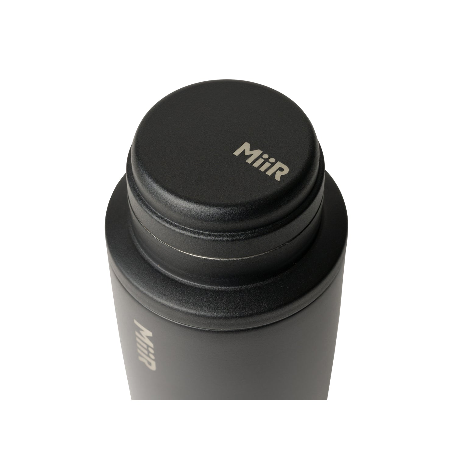cocktail-shaker-lid-d7 Shaker_Lid_Black_Studio_1021_45Deg_Lid_On-1__CSL1SNOS002.jpg