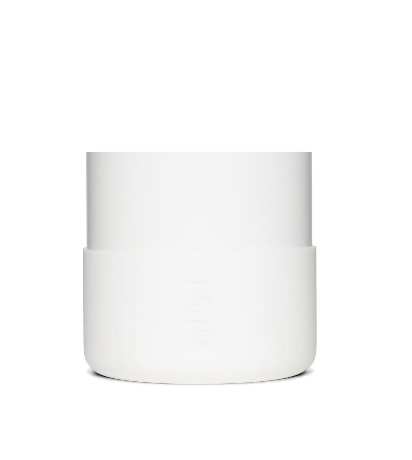 silicone-boot-j8 Silicone_Boot_32oz_42oz_White_Studio_0821_On_Bottle_7c7df284-5bee-4f24-a031-14b02db7328f__SLB1PN34001.jpg