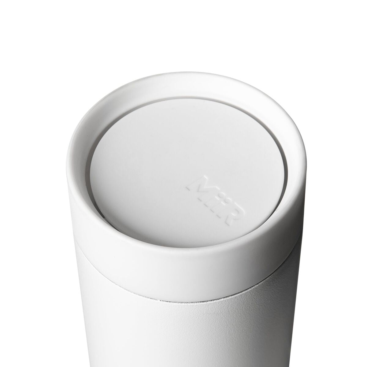 360-lid-f4 WebPDP-360_Lid_White__3602PNWM001_X2Studio_Closeup_Closed.jpg