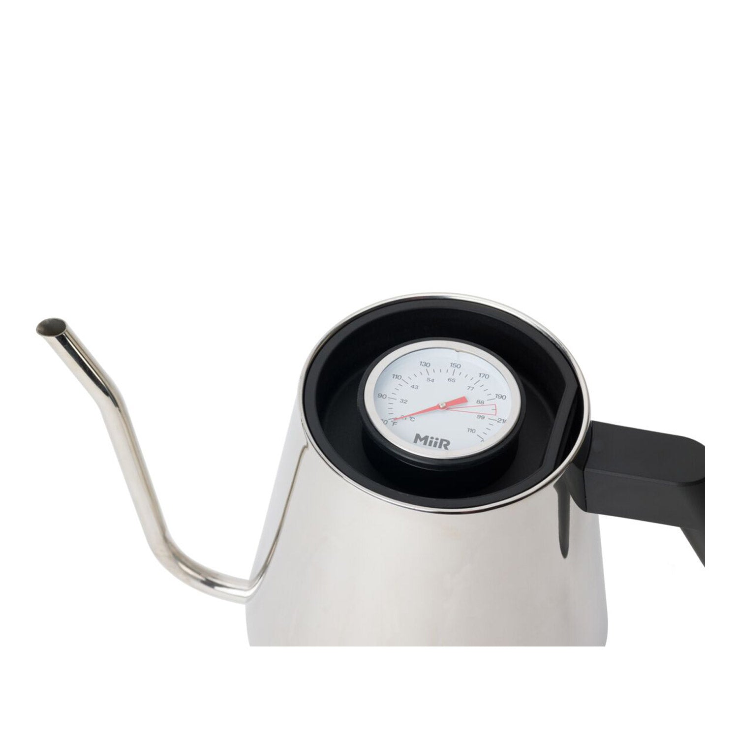 new-standard-pour-over-kettle-s7 WebPDP-Pour_Over_Kettle_Black_Studio_0222_45_Deg_Lid__POK1SNOS005.jpg