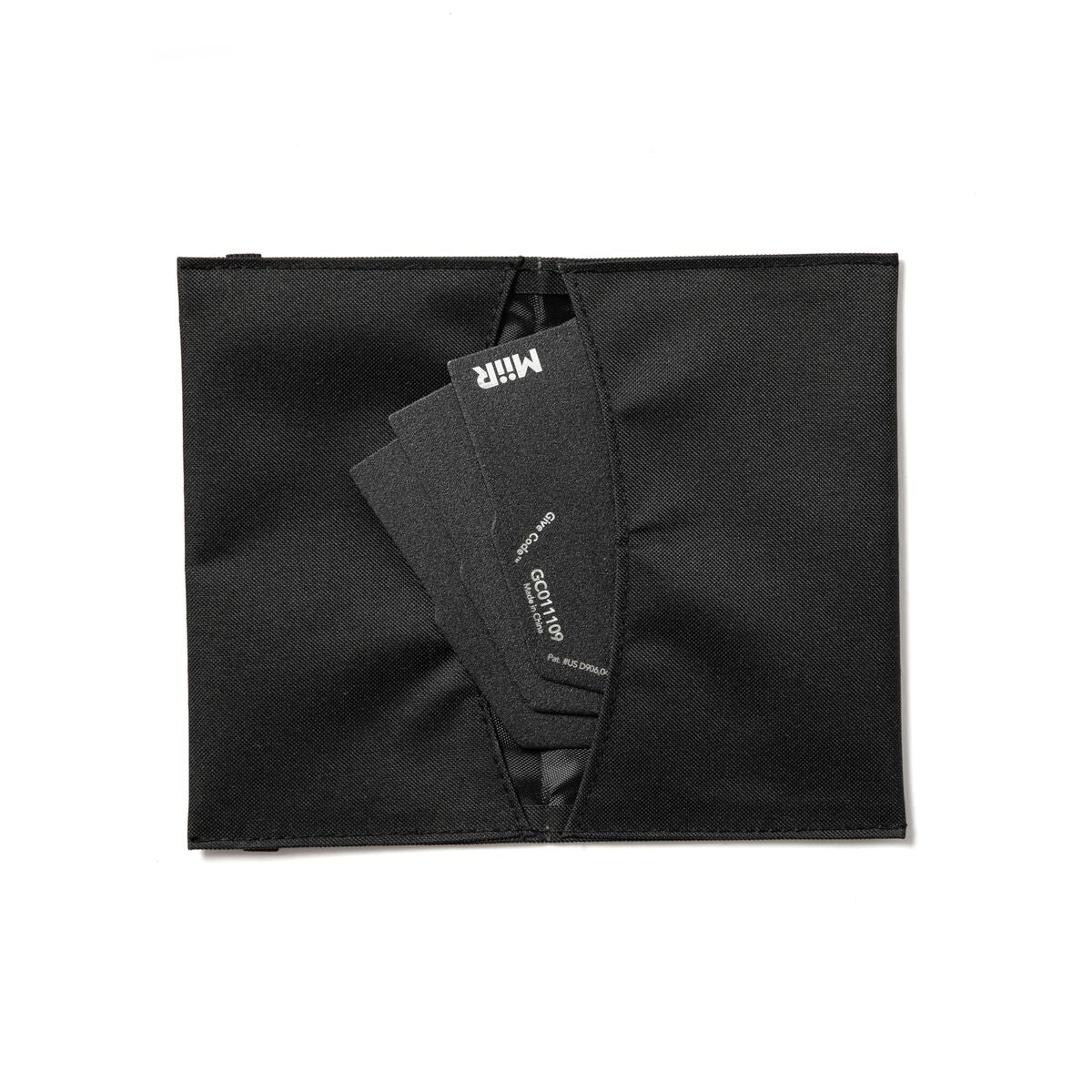 pourigami-w4 WebPDP-Pourigami_Black_Case__POG2SN00002_Studio_Open.jpg