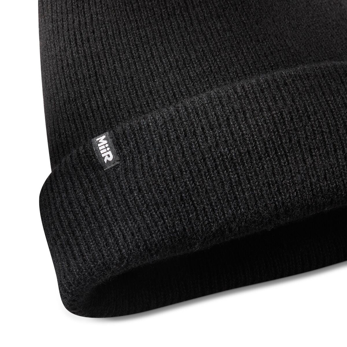 recycled-cashmere-beanie-z3 WebPDP-Recycled_Cashmere_Luxe_Beanie_Studio_Detail__BNE004002OS.jpg