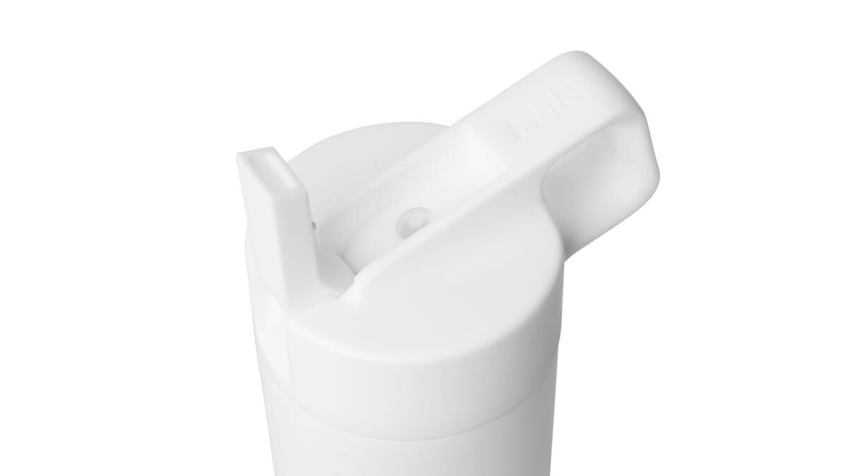 straw-bottle-d4 WebPDP-Straw_Lid_2_White_Studio_0221_45deg_Open__WMB2SL20001.jpg