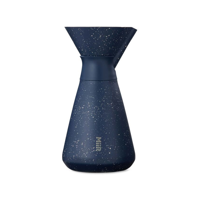 new-standard-carafe-n6 Web_PDP-33oz_New_Standard_Carafe_Tidal_Blue_Speckle_Studio_CAR1SVOS225__Front.jpg