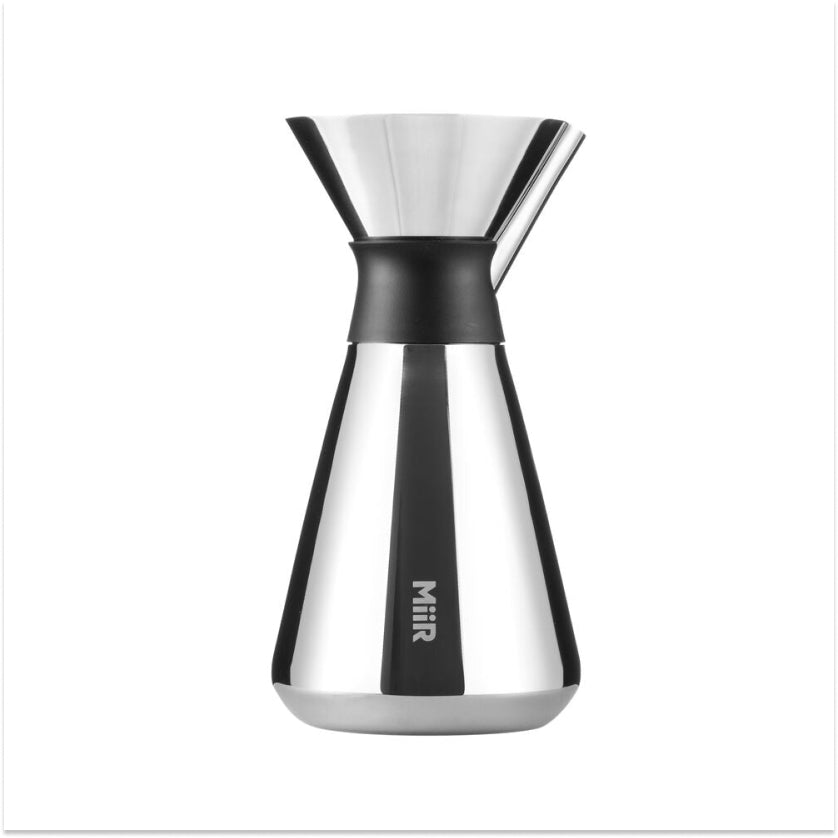 new-standard-carafe-n6 Web_PDP-Polished_Stainless_Carafe_33oz_SS_Studio_X2_07182024_Front_CAR1SVOS005_1.jpg