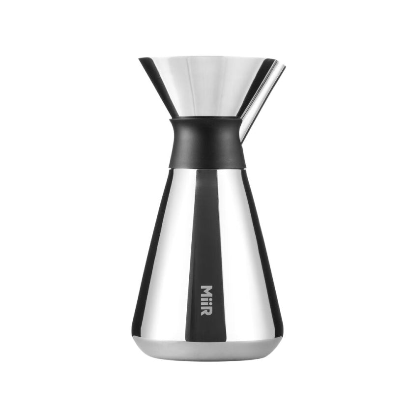 new-standard-carafe-n6 Web_PDP-Polished_Stainless_Carafe_33oz_SS_Studio_X2_07182024_Front_CAR1SVOS005_1_2.jpg